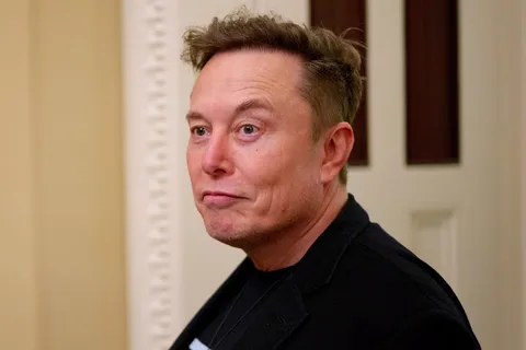 Elon Musk’s SpaceX Uses Trump’s War to Squeeze More Megabucks From Pentagon