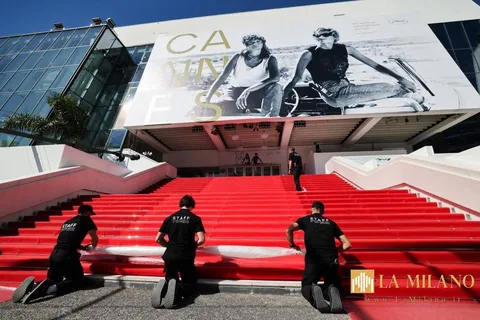 Meta is among this year's sponsors at Cannes, but selfies on the red carpet remain banned.