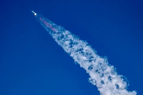 Why Is SpaceX Launching History’s Biggest Rocket During A Fuel Crisis?