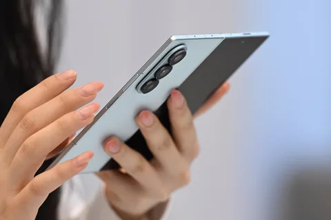 Mega Sale: Samsung Galaxy Z Fold7 drops to best price, 5 UAE tech deals in 2026