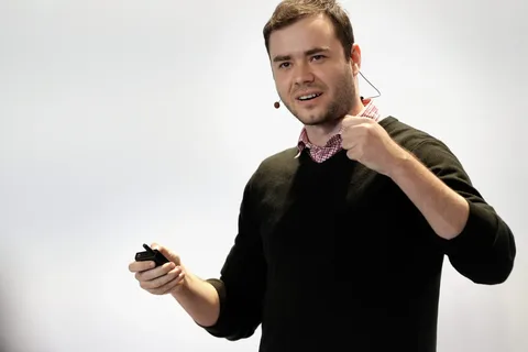 Andrej Karpathy, OpenAI founding member and inventor of ‘vibe coding,’ defects to Anthropic