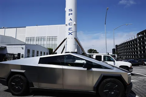 SpaceX IPO sucks Musk fans and market value from Tesla