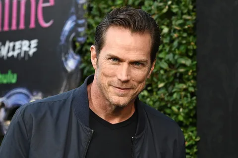 ‘Sex and the City’ Star Quietly Moves to Costa Rica to Write Nine-Book Fantasy Epic Series