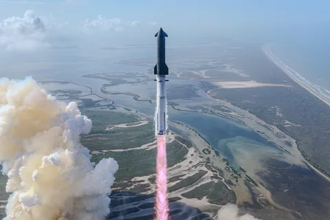 FAA grounds SpaceX's Starship V3 megarocket after Flight 12 'mishap'