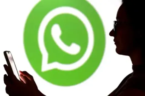 WhatsApp launches AI private chat feature