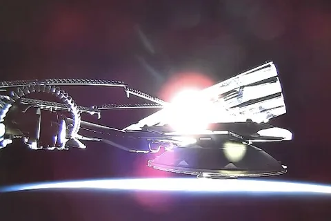(VIDEO) Elon Musk's Epic 'Beautiful Machines in Space' Video Showcases Starlink's Orbital Beauty