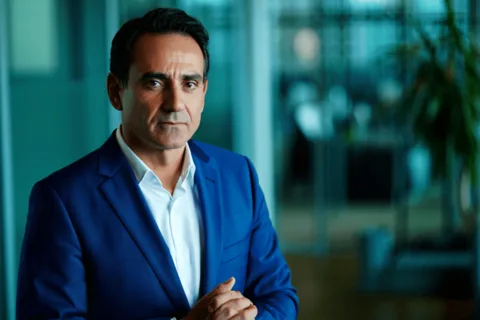 Cedric Clark departing Walmart as EVP of store operations amid executive reshuffle
