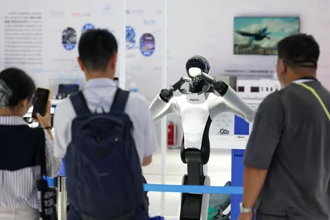 From smart factories to embodied robots, int'l visitors experience China's AI boom