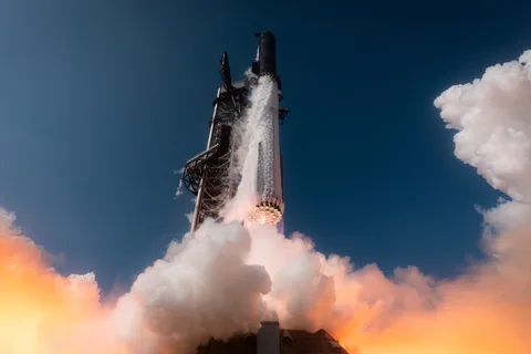 SpaceX Starship Flight 12: Don't miss these stunning photos from the launch of the most powerful Starship yet