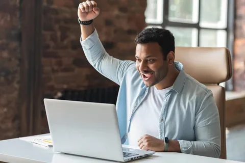 3 Top Stocks to Buy in May