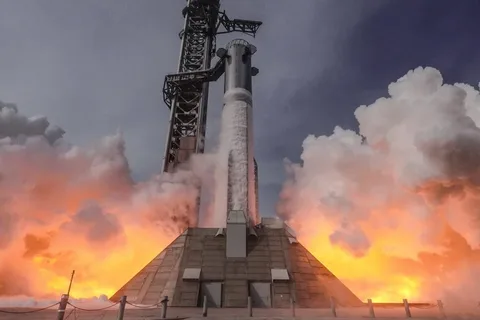 SpaceX launches more powerful Super Heavy-Starship rocket on test flight
