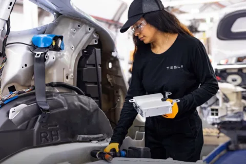 Tesla Model 3 Plaid: Engineering Chief Confirms Tri-Motor Plans Exist