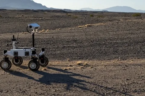 Watch NASA's Next-Generation Moon Rover Crush An Obstacle Course