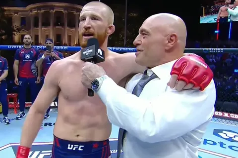 Bo Nickal Shouts Out Trump, His Balls, After Knockout Win At White House