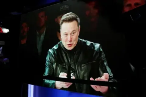 Elon Musk becomes world's first trillionaire as SpaceX soars in stock market debut