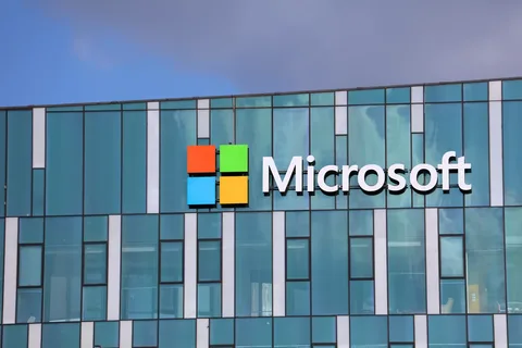 Microsoft: Nadella's Next Move Could Define The AI Trade (NASDAQ:MSFT)