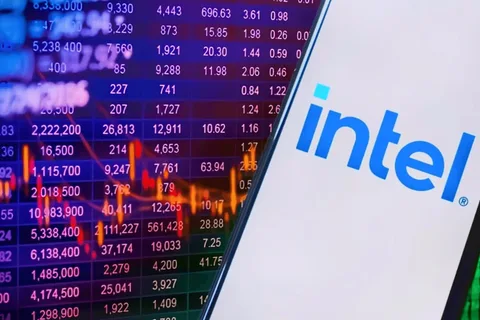 Intel Stock Outlook: Can Intel Reach $200 in 2026?