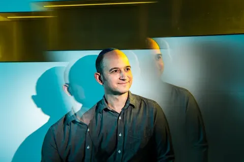 The AI talent wars are heating up again. In the battle for stars, Google is losing out.