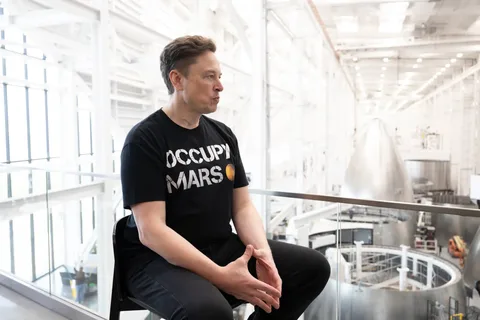 Breaking convention, SpaceX sets IPO price before roadshow
