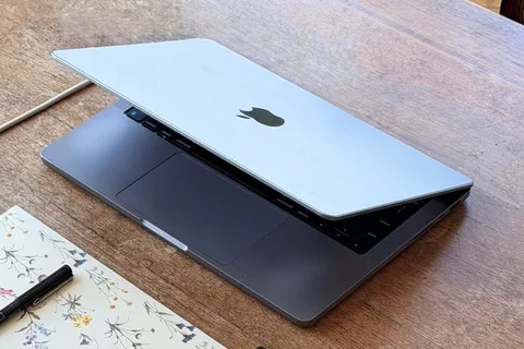 MacBook Pro Or MacBook Air: Which Apple Laptop Lasts Longer?