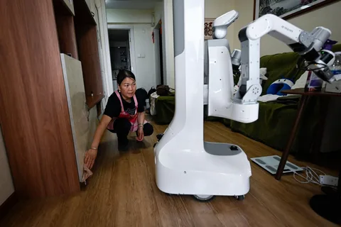 AI-powered cleaning robots are now tidying homes in China