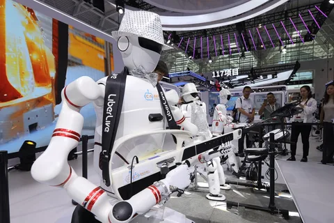 World intelligence expo shows smart manufacturing shifting from concept to reality; evolution mirrors future industries, poises to become new growth drivers