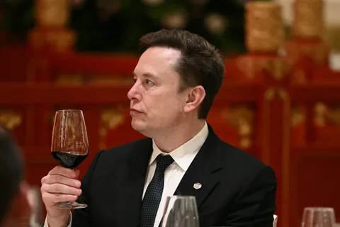 With SpaceX IPO, Elon Musk is the first trillionaire—but mostly lives in a tiny home in south Texas