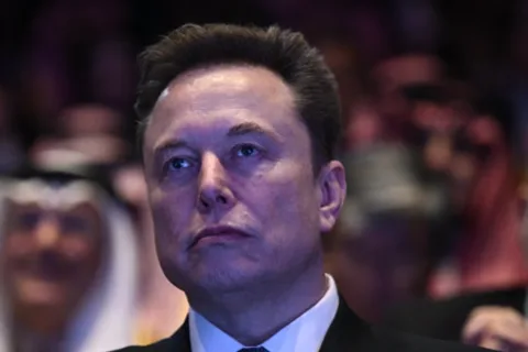 How much money did Elon Musk make in SpaceX’s stock market debut?