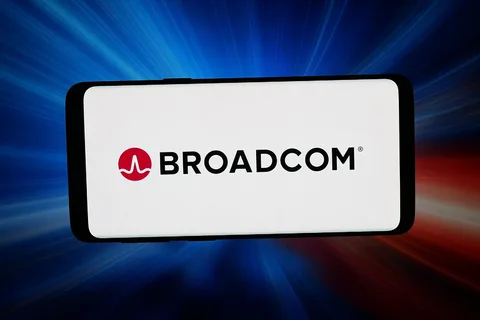 JPMorgan Analysts Say Broadcom Stock Is a 'Buy.' What to Know.