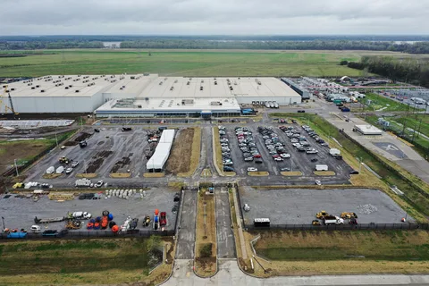 SpaceX files $300M worth of permits for Colossus