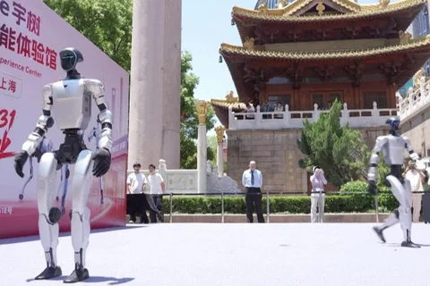 Chinese robot maker Unitree showcases humanoid robots