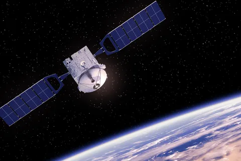 Iceye, a Finnish company that builds radar satellites that see through clouds and darkness, just hit a 10-billion-euro valuation — and the buyers weren't ventu…