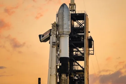 Live coverage: SpaceX to launch Falcon 9 rocket booster on record-breaking 35th flight