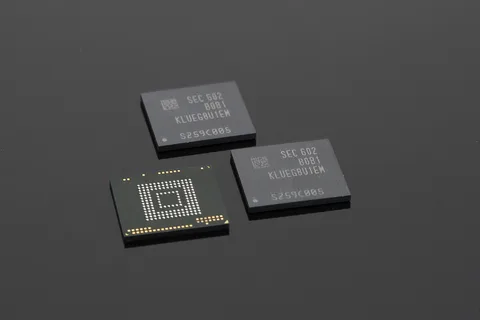 Apple Is Swapping The Faster TLC For Slower QLC Storage In iPhone 18 Pro Duo’s 1TB And 2TB Models, While Charging Sky-High Prices
