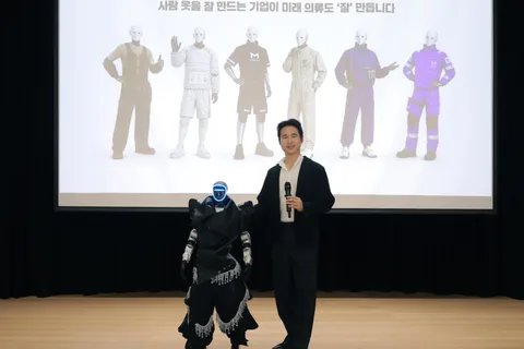 Humanoid Robots Are Fashion’s Future Clients. Hansae Is Getting Ready to Dress Them.